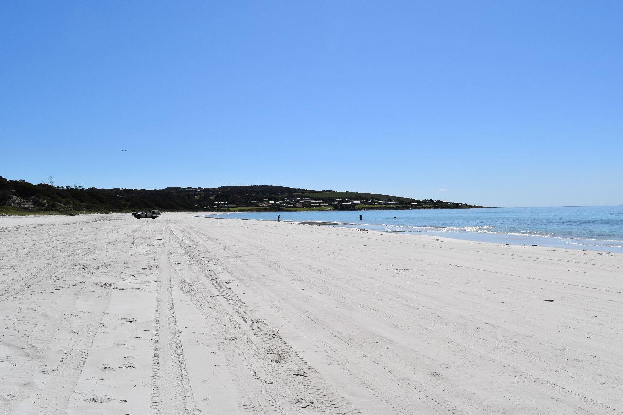 Salty Air Apartments Kingscote Kangaroo Island ภายนอก รูปภาพ