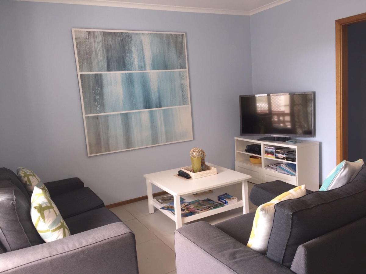 Salty Air Apartments Kingscote Kangaroo Island ภายนอก รูปภาพ
